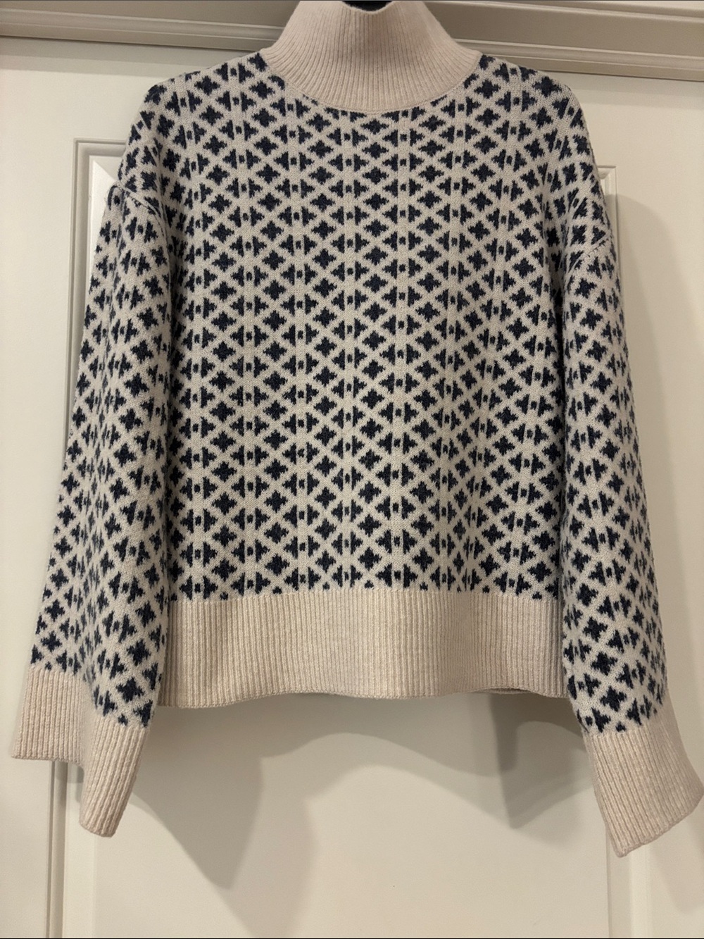 New w/o Tags - For The Republic Cream and Navy Geometric Crewneck Sweater M